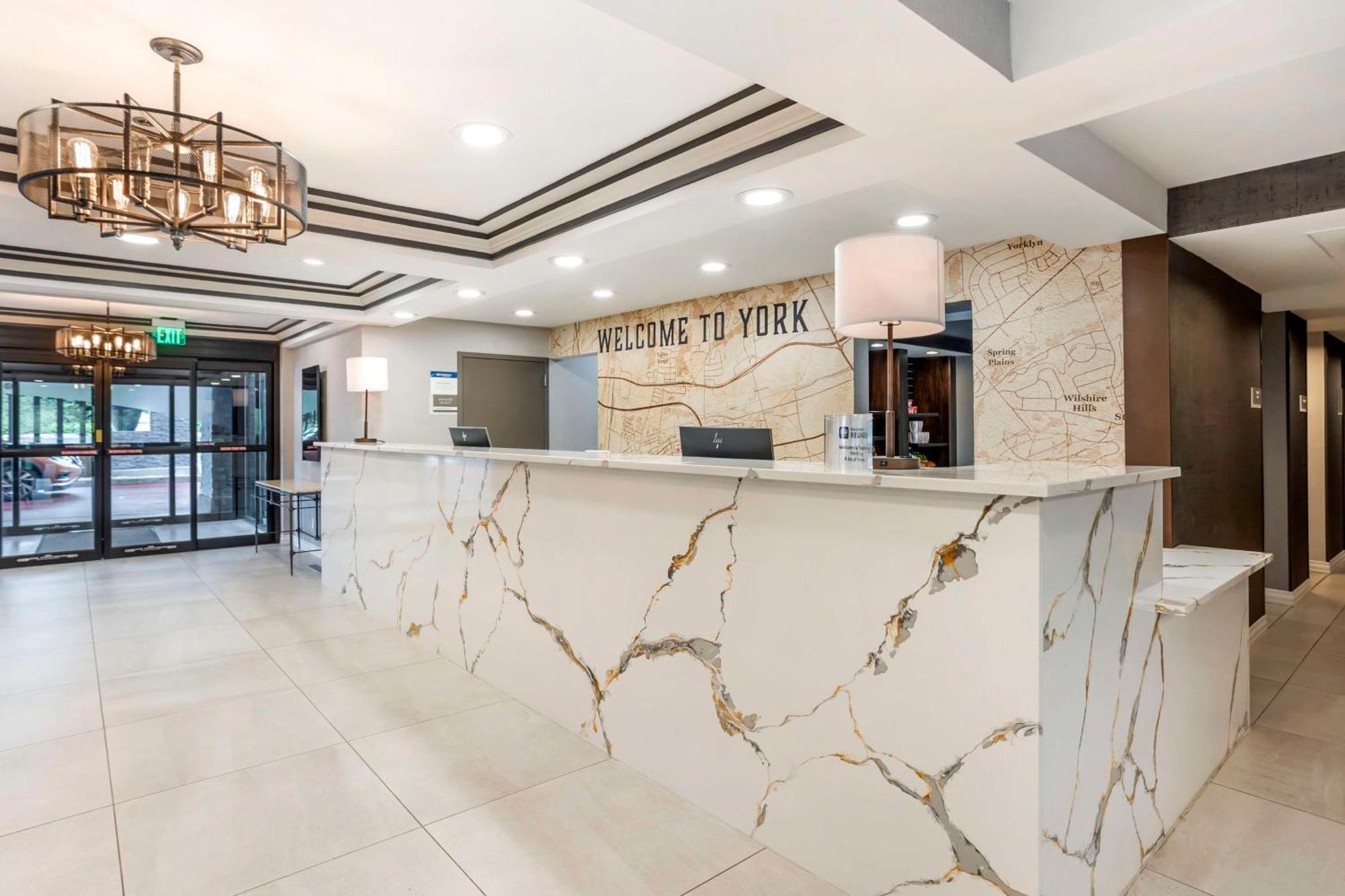 יורק Best Western Plus Heritage Rail Inn & Suites מראה חיצוני תמונה