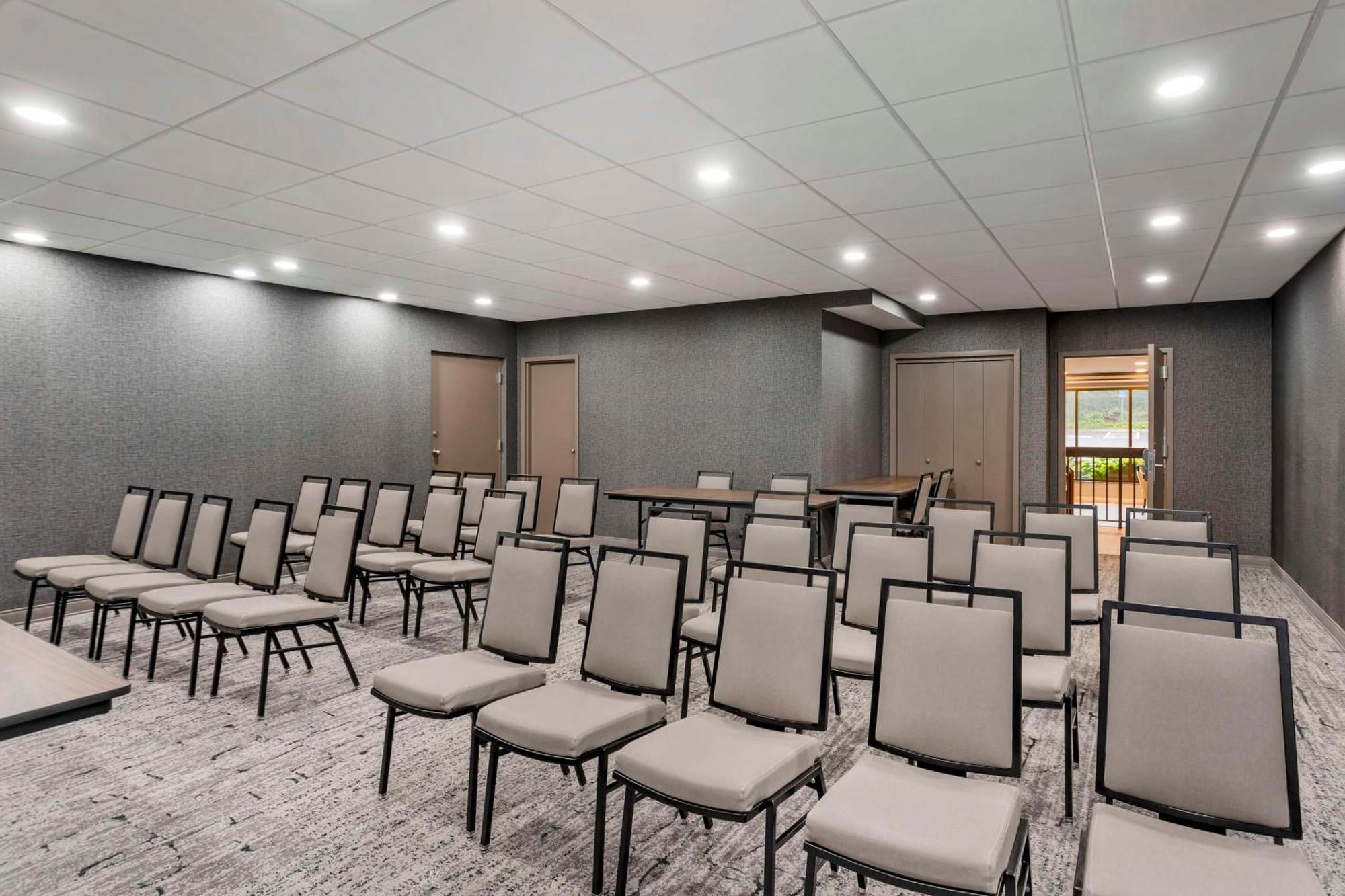 יורק Best Western Plus Heritage Rail Inn & Suites מראה חיצוני תמונה